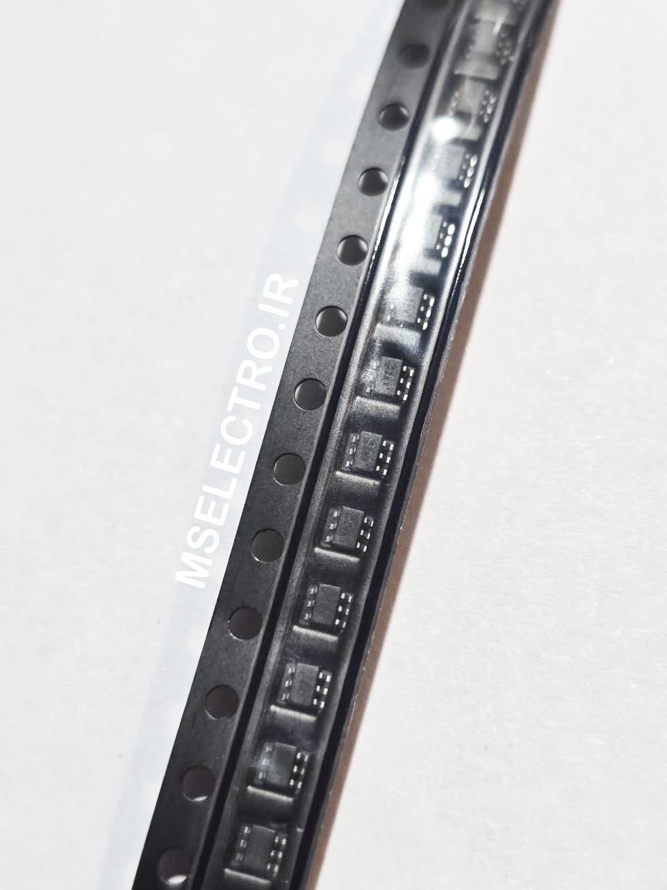دیود BZX84C5V1TS-7-F